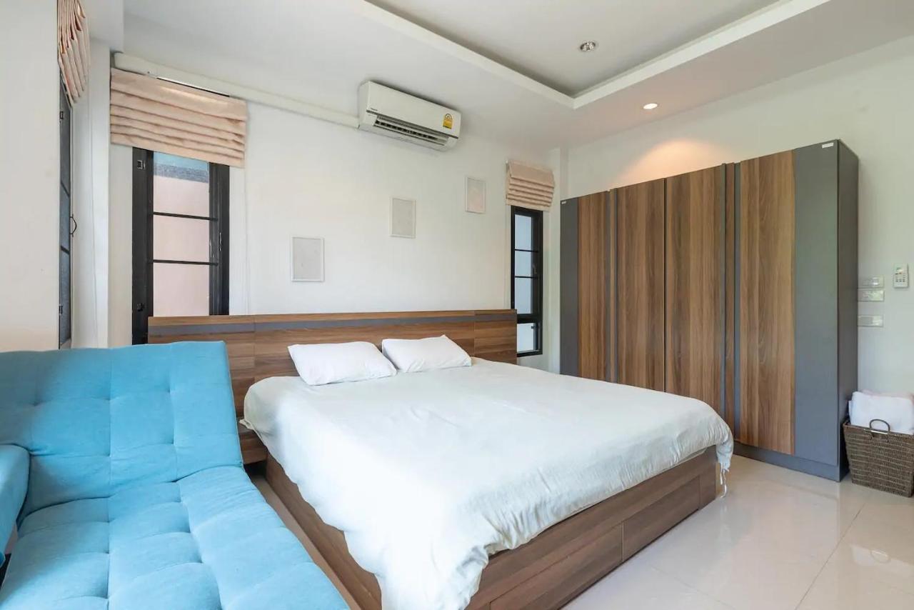 Loft Style Townhouse Near Old City Chiang Mai Exterior foto